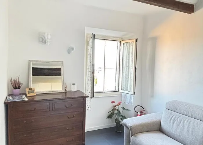 Mare Blu Marola Giardino E Vista Mare