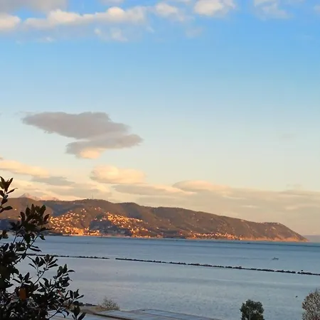 アパート Mare Blu Marola Giardino E Vista Mare ラ・スペツィア