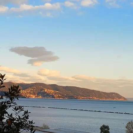 Mare Blu Marola Giardino E Vista Mare * 斯培西亚