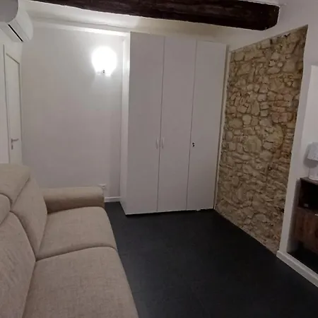 Apartment Mare Blu Marola Giardino E Vista Mare *